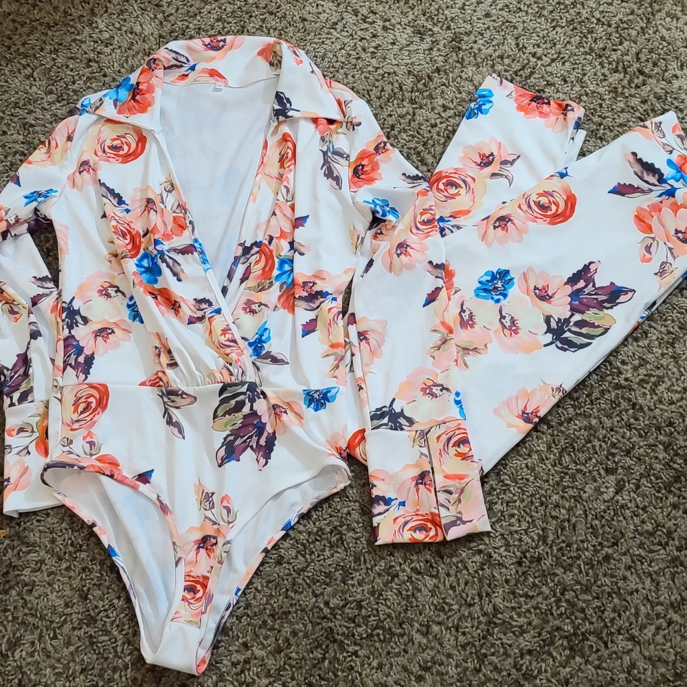 2pc outfit size small